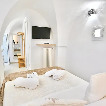 Il Rifugio Dei Nonni אוסטוני